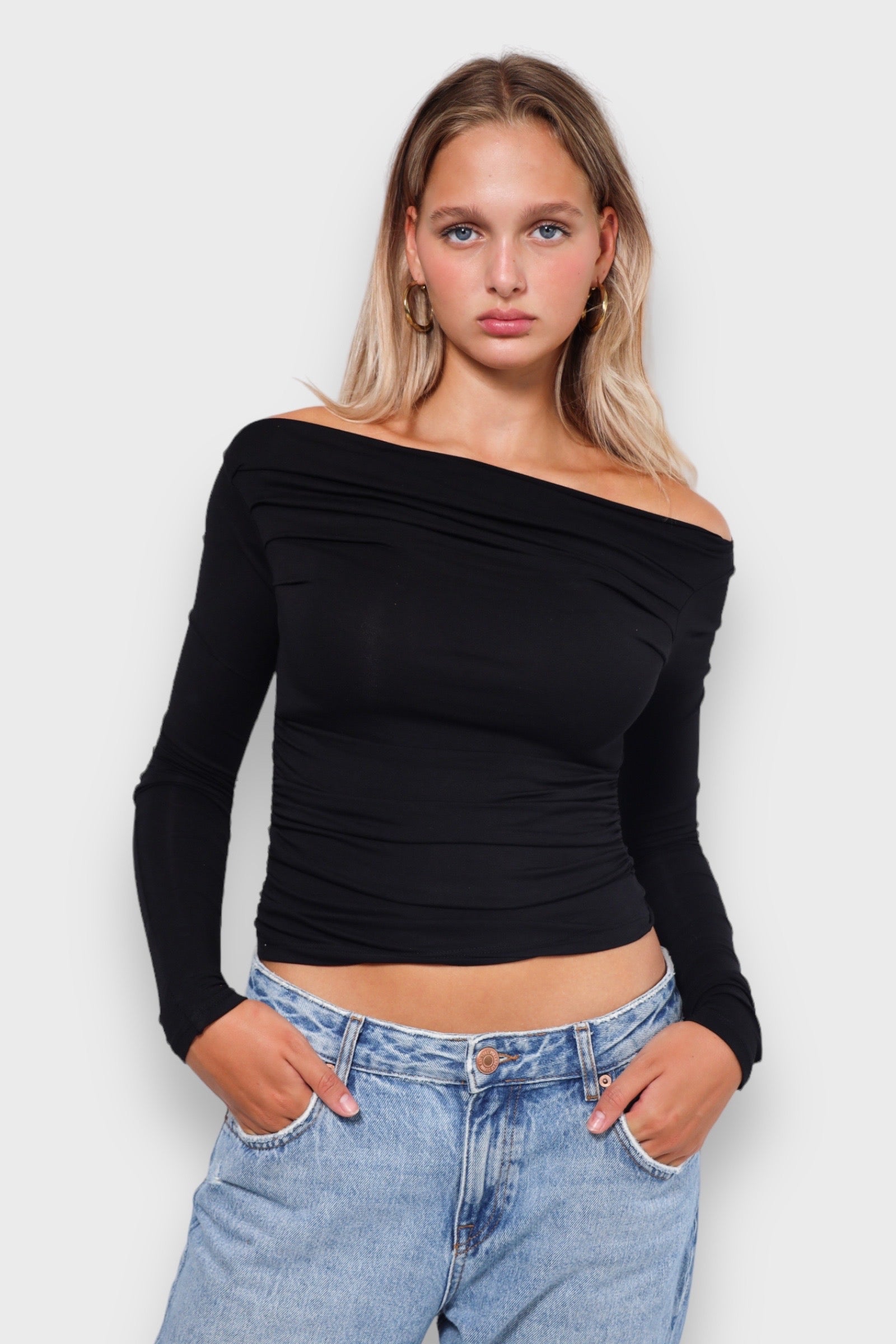 "Rose" top black