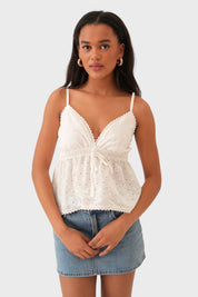 "Wavy" top white